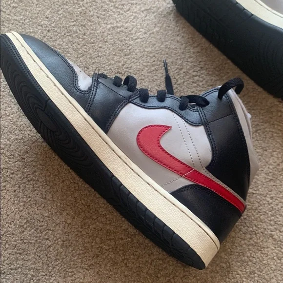 Nike Air Jordan High Top Tennis Shoes - Picture 8 of 14